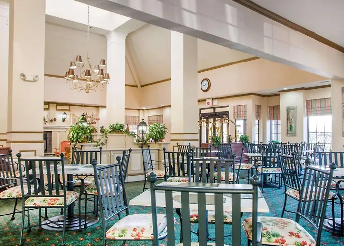 La Quinta & By Wyndham Hotel 3*