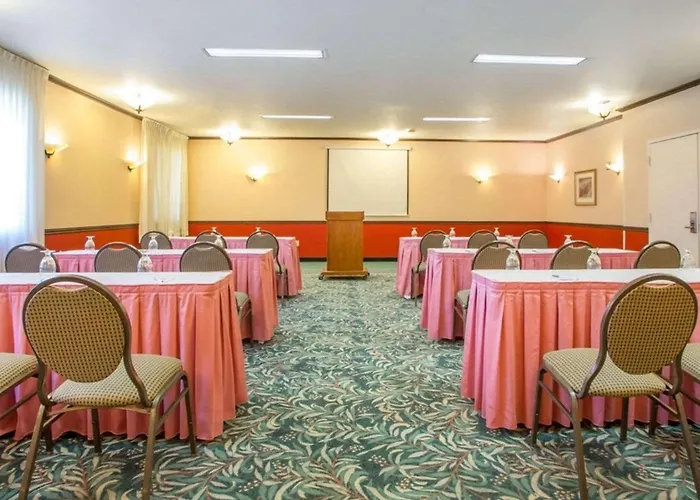 La Quinta & By Wyndham 3* South Holland
